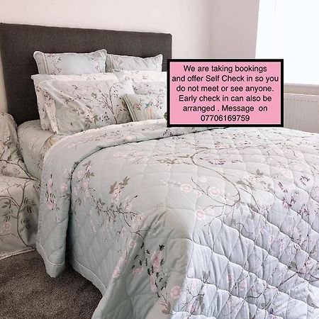 Flat 1 - Entire Modern Studio With En-Suite And Free Parking Close To Qmc, City Centre & Notts Uni Nottingham Kültér fotó